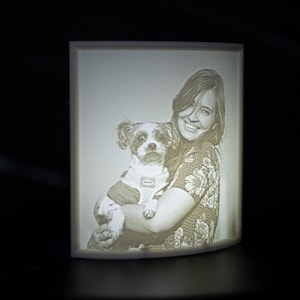 3D Printed Lithophane Picture Frame with LED Light – Customizable, Illuminated Display for Photos and Artwork