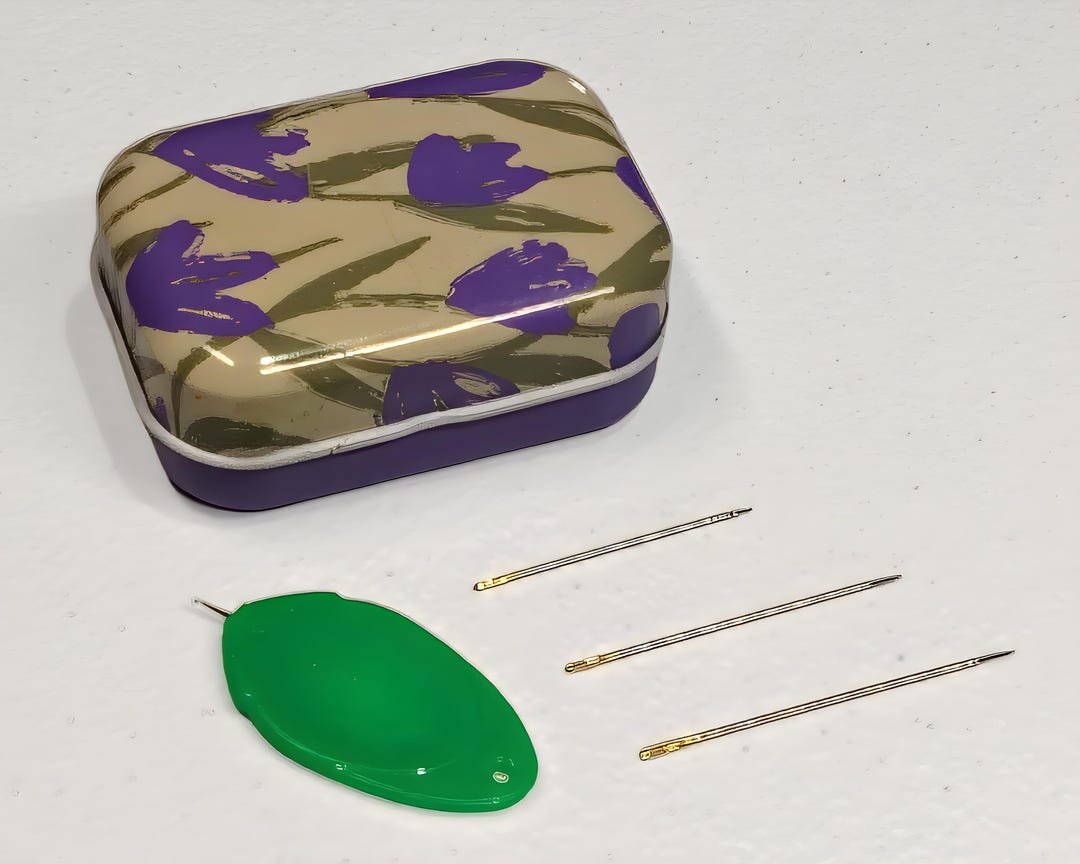 Floral Magnetic Needle Box With Needle Threader - Etsy