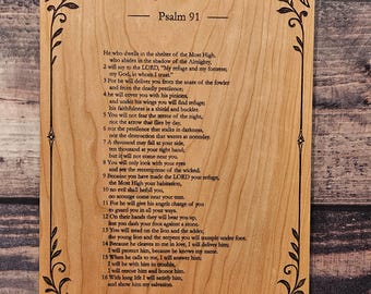 Placa de madeira de cerejeira gravada personalizada - presente religioso