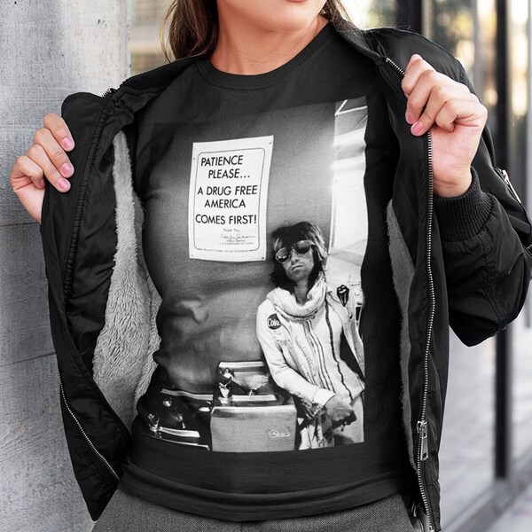 Keith Richards' Patience Please: Unisex Fashion T-shirt