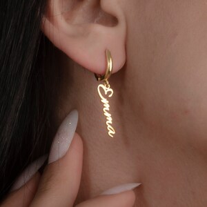 Pendientes con nombre personalizado, Pendientes de novia, Pendientes minimalistas, Joyas delicadas, Regalo para mamá, Joyas con nombre, Regalo para mejor amiga, Regalo para esposa