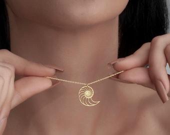 Seashell Necklace, Beach Jewelry, Mermaid Pendant, Snail Necklace, Shell Necklace, Gift For Her, Summer Necklace, Ocean Jewelry Gift For Her