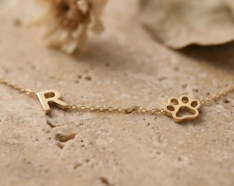 Initial Necklace Paw Print Charm Necklace Cat Lover Jewelry Custom Pet Memorial Necklace Personalized Letter Necklace Dog Mom Necklace