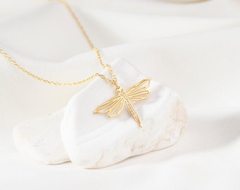 Dragonfly Necklace  Insect Jewelry, Minimalist Pendant, Summer Jewelry, Nature Necklace, Gift For Her, Wing Necklace