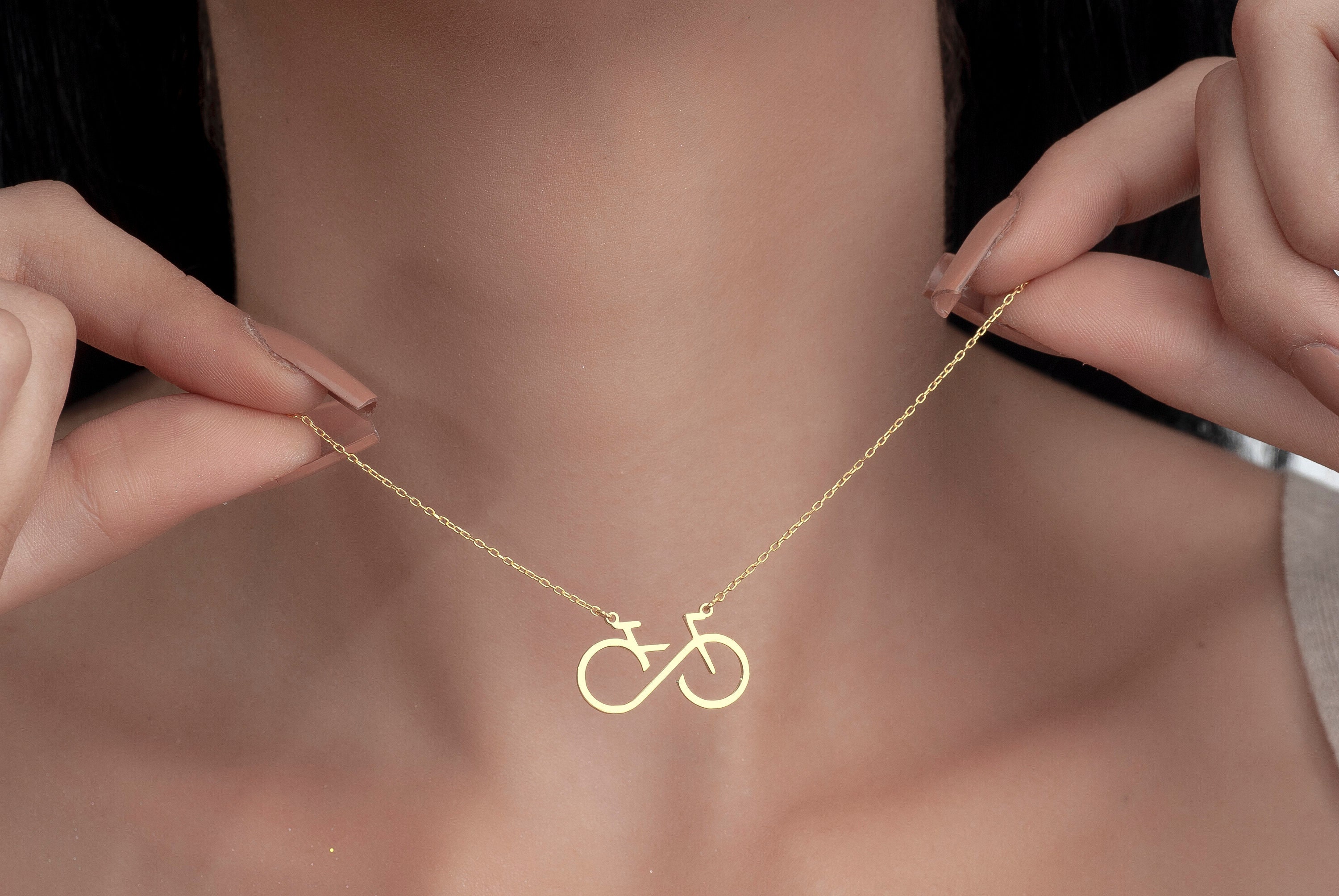 Fahrrad-Halskette, Fahrrad-Anhänger, Radfahrer-Geschenk, Sport-Schmuck, Biker-Geschenk, Fahrrad-Schmuck, Fahrrad-Liebhaber-Geschenk, minimalistische Halskette, Geschenk für sie