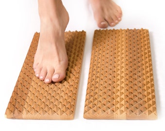 Timbergood Sadhu Board for Advanced, Clous en bois 13 mm (0,5 po.), Appareil de massage pour les pieds par acupression, Soulagement de la douleur et du stress, 100 % bois de hêtre massif écologique