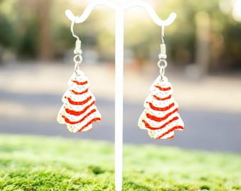 Christmas Tree Cake Earrings – Festive Dessert-Inspired Dangle Earrings
