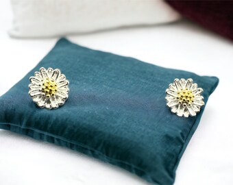 Dainty Daisy Delight: Sterling Silver Tiny Flower Stud Earrings