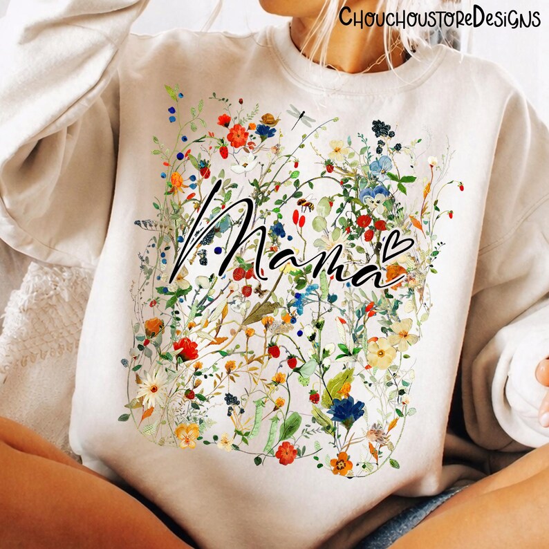 Floral Wildflower Mama png, Handwritten Mama Quote Design, Botanical Butterfly Garden Art, Vintage Cottagecore Shirt Sublimation
