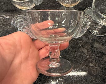 Vintage set of 4 Clear Glass rooster-chicken Dessert pudding Cups W/slight blue Colored Head & Tail, yellowish Wings