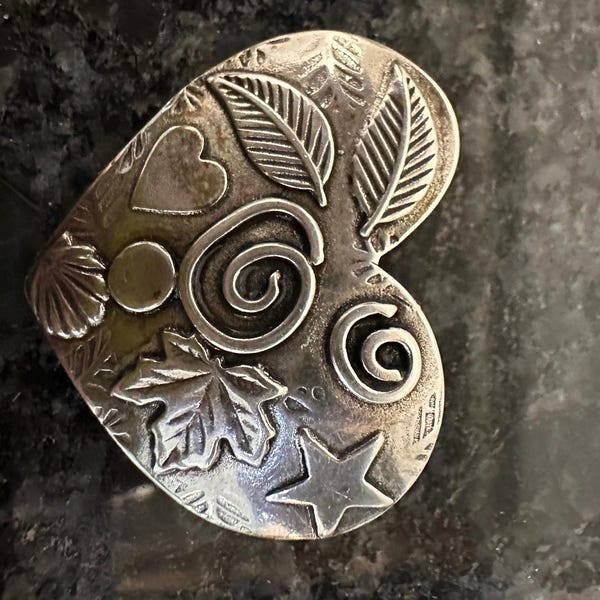 Vintage Roggio 925 Sterling Silver  Art deco Heart brooch - 4 grams