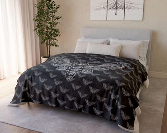 Death's Head Hawkmoth Soft Goth Blanket