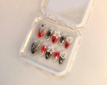 Uñas estampadas con temática de la gira Arirang de BTS