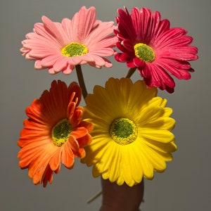 8 Real touch gerbera daisies