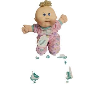 VTG Cabbage Patch Kids Girl Doll 1983 Blonde Hair Blue Eyes Xavier Birth Cert