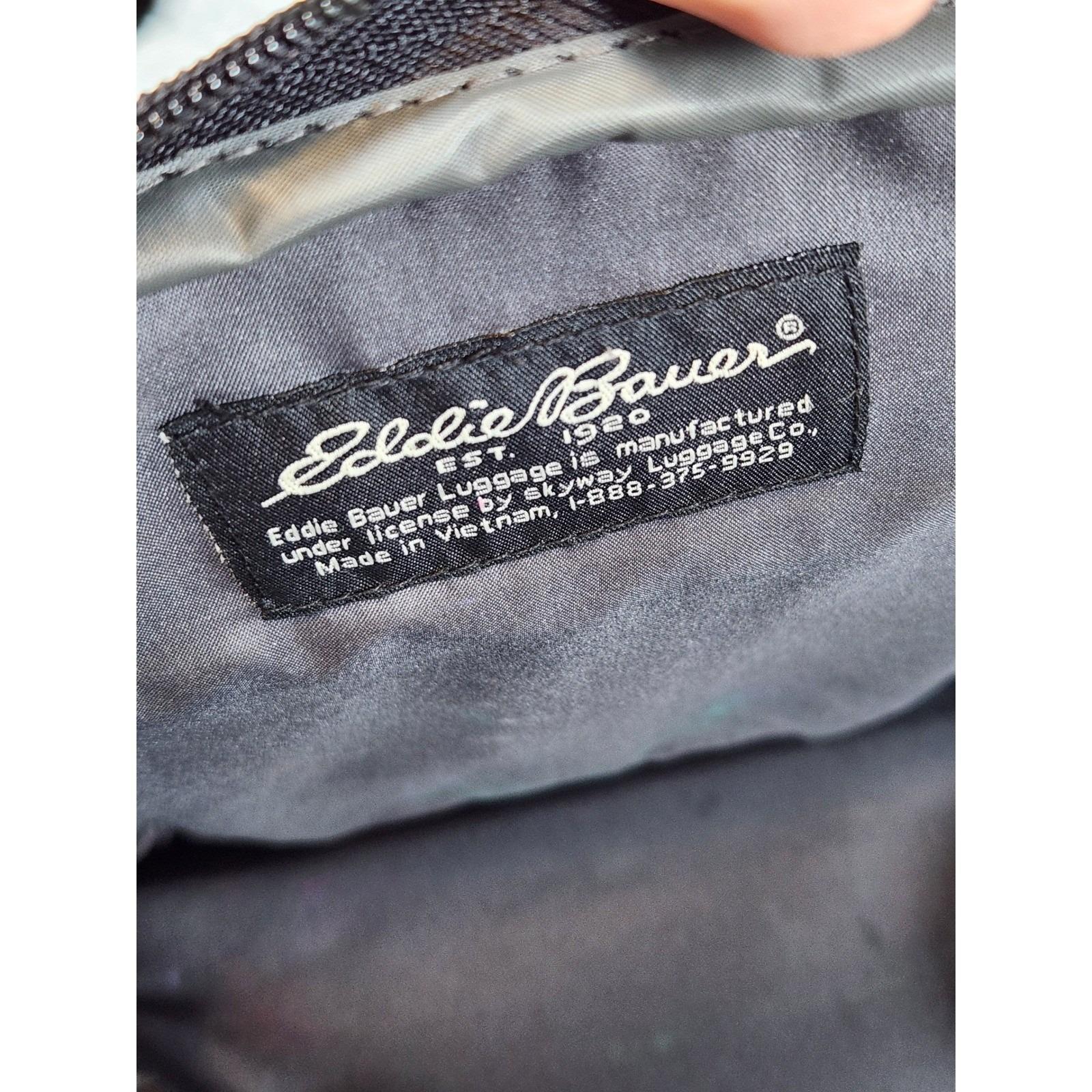 Vintage 90s/y2k Eddie Bauer Olive Green Crossbody Carry on Travel