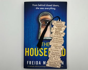 Freida McFadden Book Stack Bookmark: Wooden Book Tracker