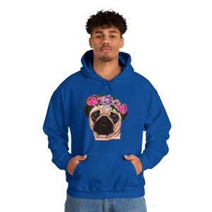 A pug wearing a flower crown Unisex Heavy Blend™ Hooded Sweatshirt