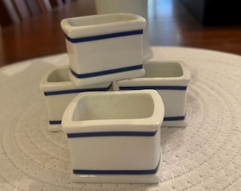 Williams Sonoma Set of 4 Napkin Rings