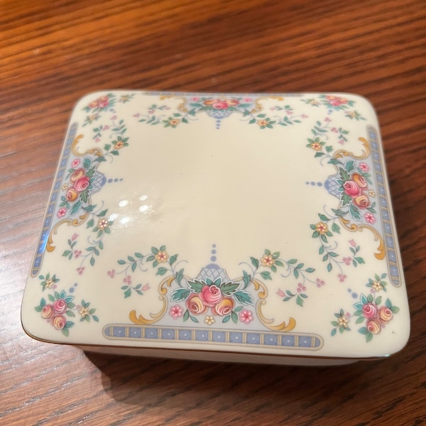 Royal Doulton Trinket Dish “Juliet”