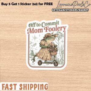 Mamma Groda Iväg för att Begå Mamma Dårskap Klistermärke, Rolig Groda Mamma Klistermärke, Mors Dag Humor Dekal, Söt Groda Mamma Gåva