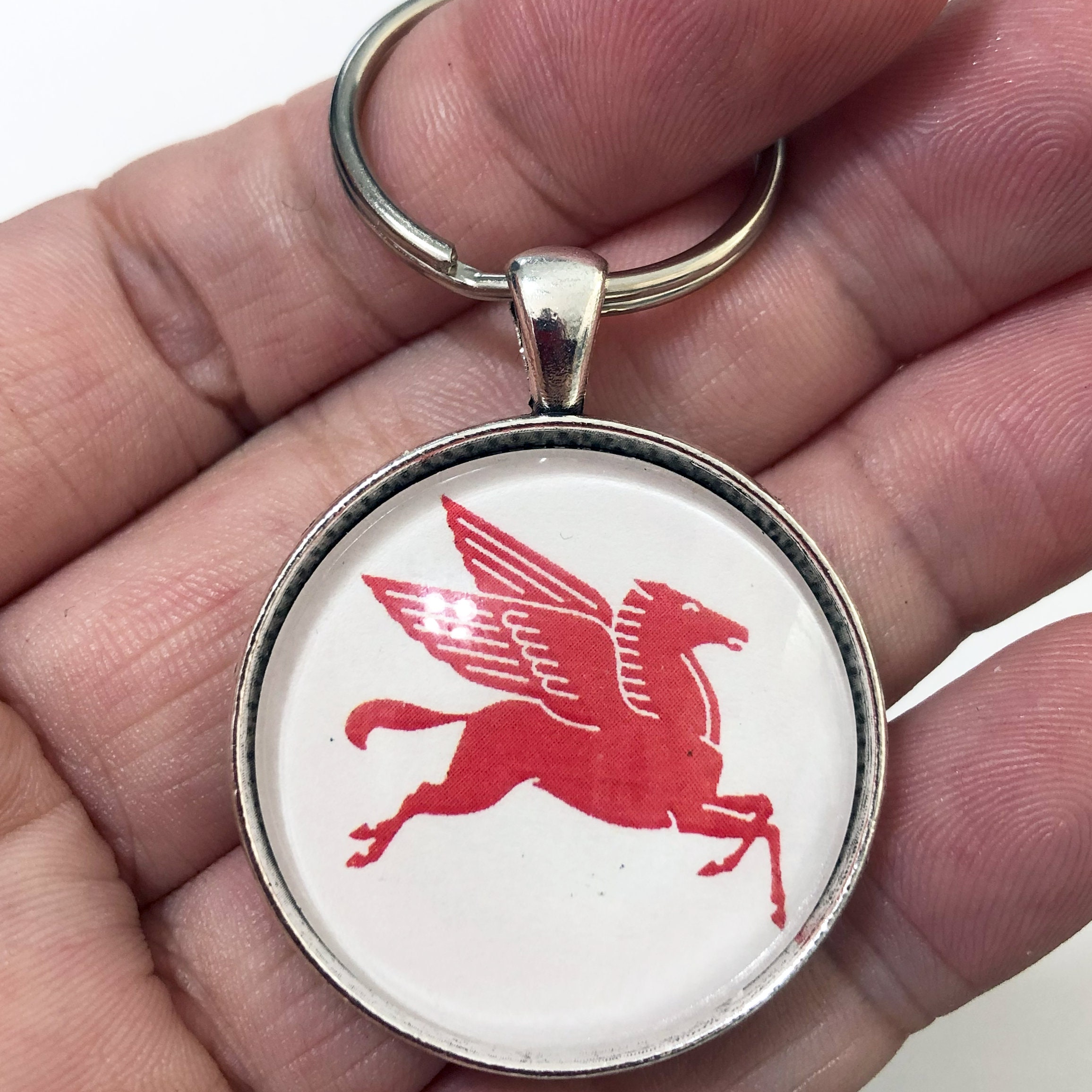 Mobil pegasus sign - Etsy 日本