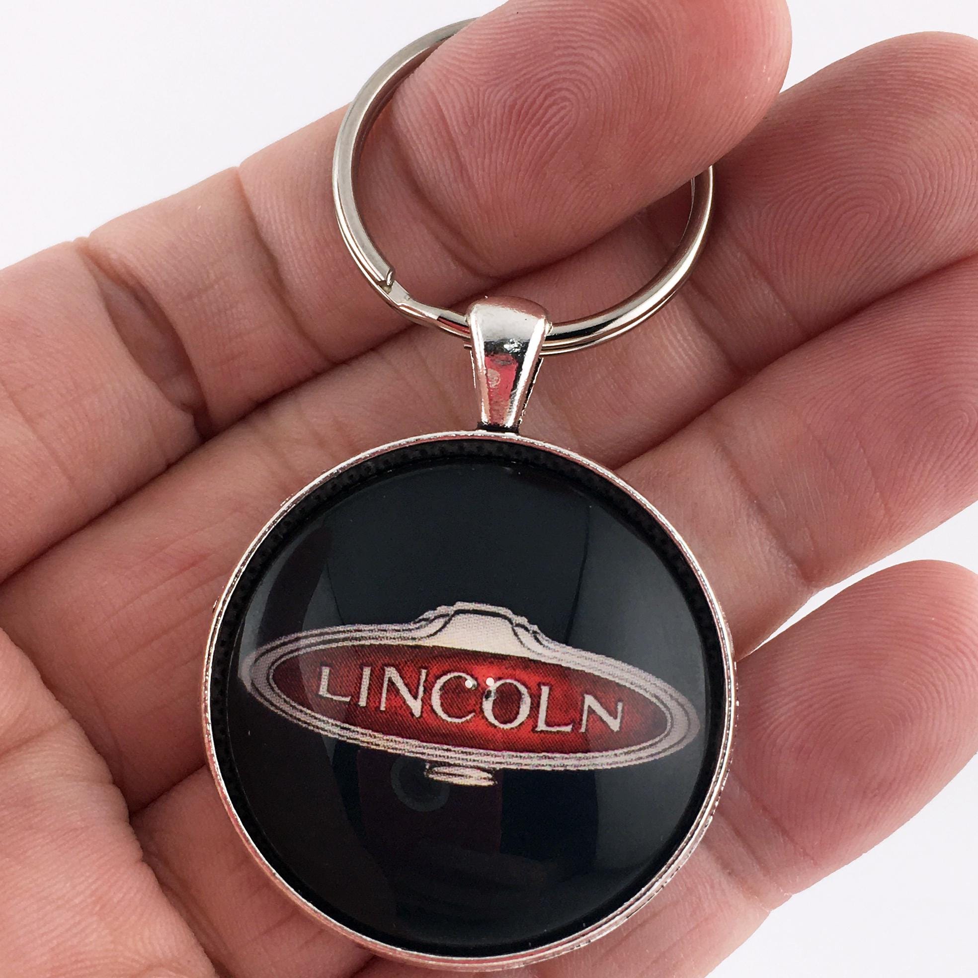 LINCOLN エンブレム メタル製 円形 LINCOLN エンブレム メタル製 円形