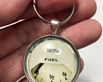 Vintage Smith's Fuel Gas Gauge 1.2" Diameter Keychain Smiths