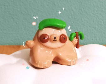 Sloth Desk Friend, Cute Polymer Clay Figurine, Sloth Figurine, Handmande Clay Desk Friend