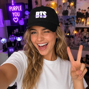 BTS ARMY Baseballkappe | Von Bangtan inspirierte Kappe | Minimalistische K-Pop-Fankappe | Geschenkidee für ARMYs | Koreanisches Konzertoutfit