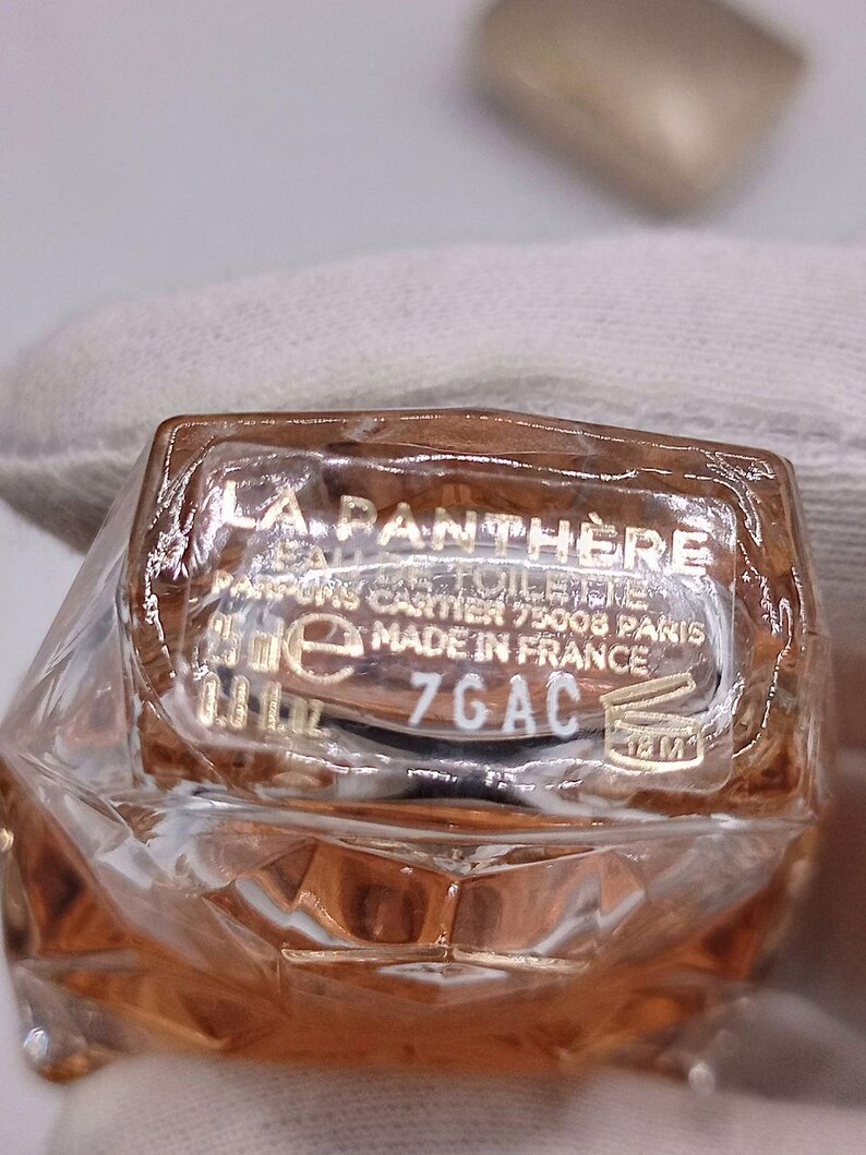 Cartier La Panthère EDP Légère Parfum 25ml Eau de Parfum Spray image 8