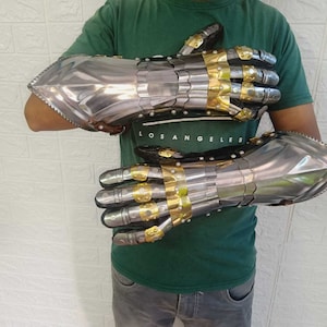 Handschoenenhandschoen | Middeleeuwse pantserhandschoen | SCA LARP functioneel staal | Handschoen met messing segmenten | Beste cadeau voor Halloween