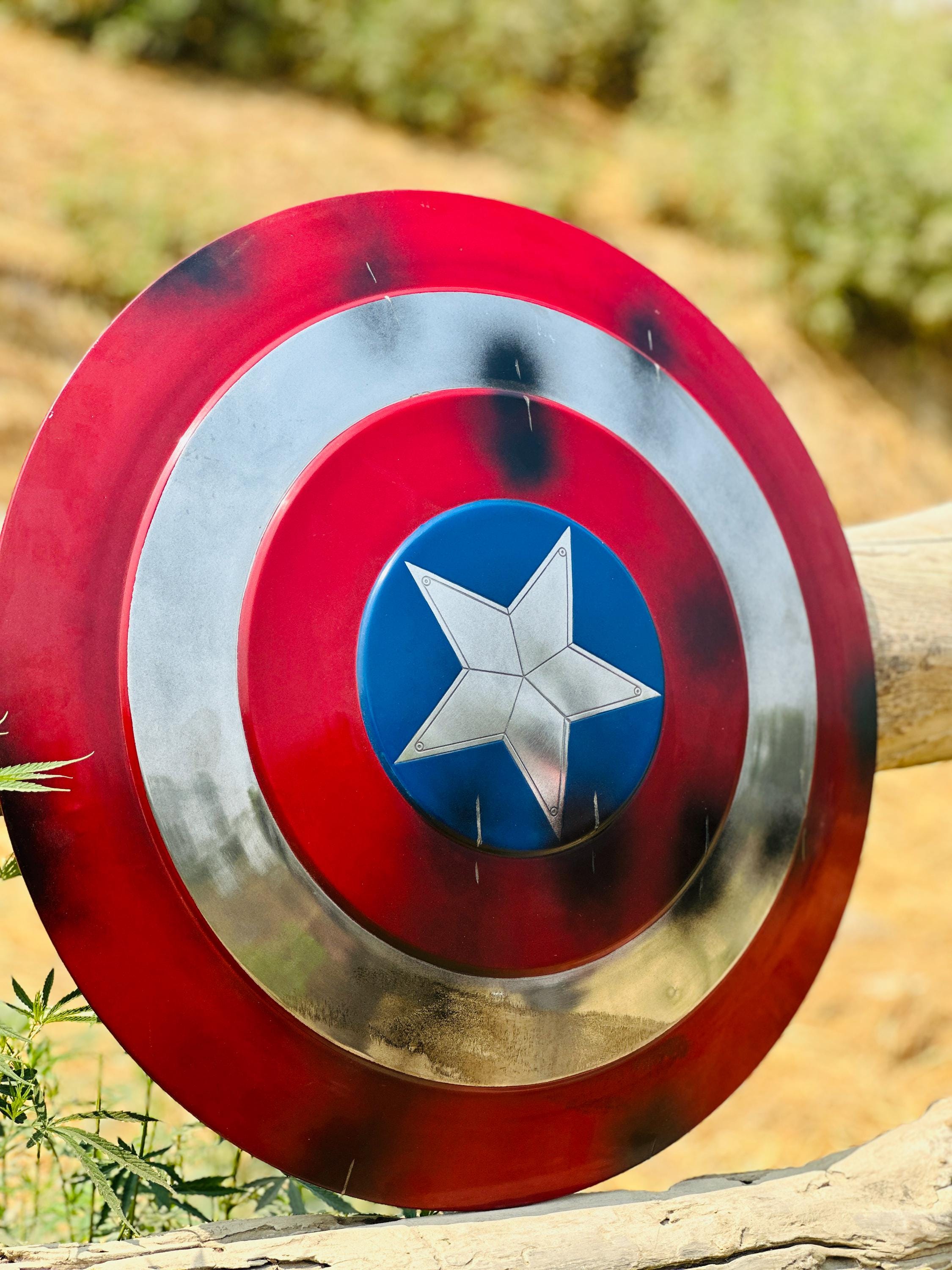 アベンジャーズ キャプテン・アメリカのシールドレプリカ：18ゲージ