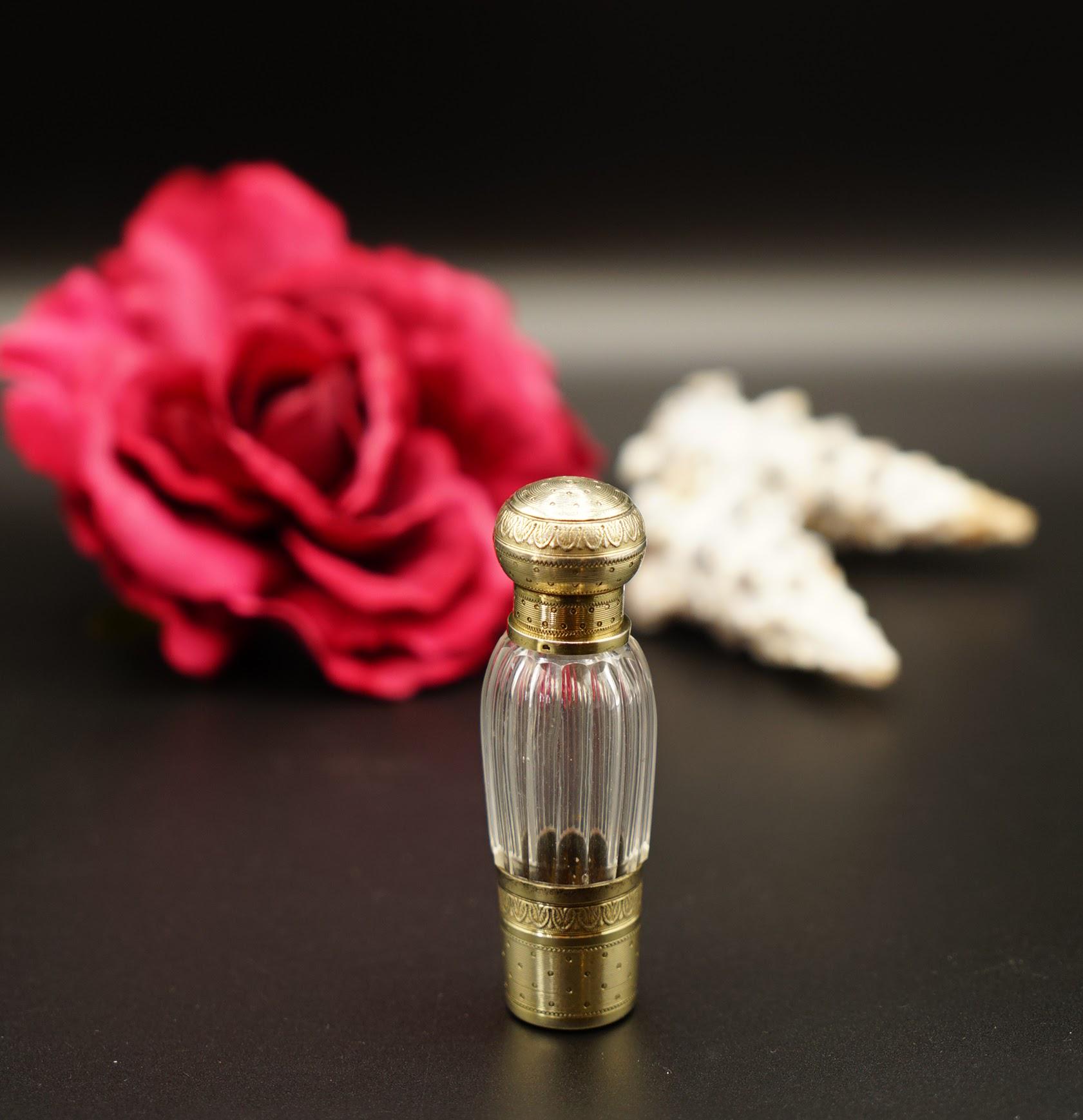 French theatre bottle/Perfume bottle/Lemon balm. With silver cap and base.