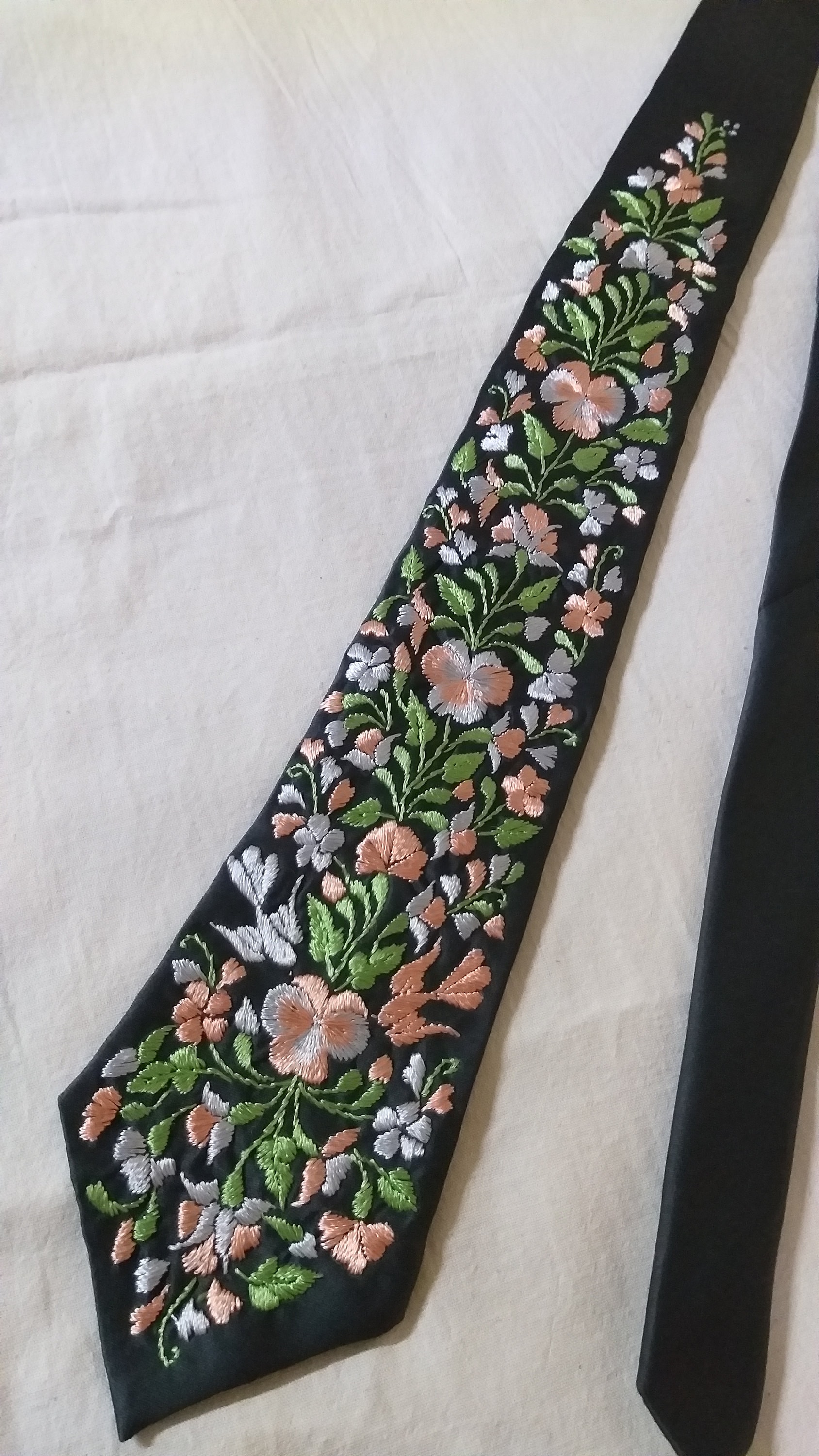 embroidered club tie