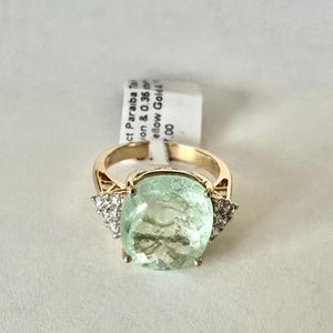 Paraiba Turmalin Ring: Neblig Grüner Edelstein, Diamant Akzente, 750er Gelbgold