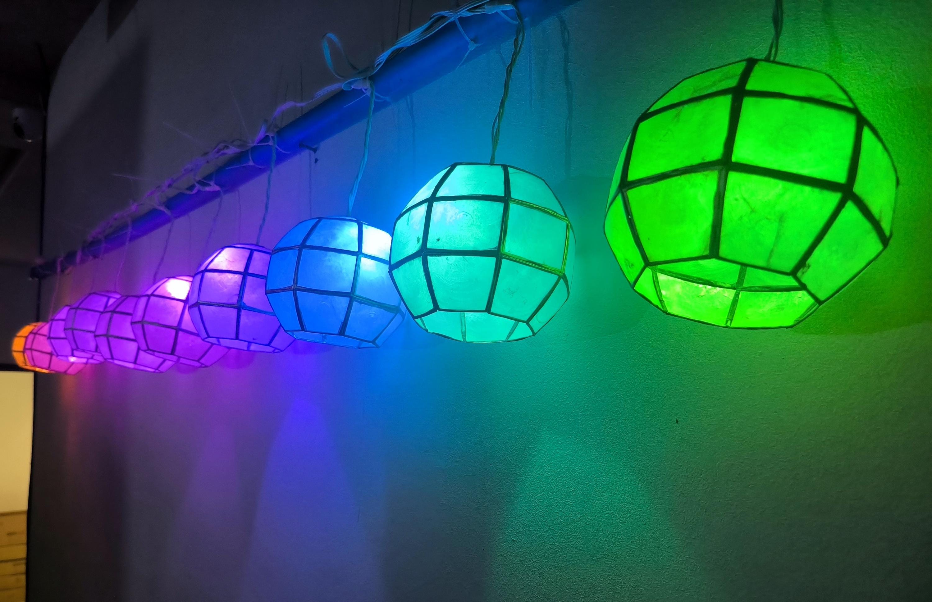 Color Changing Capiz Ball String Lights: 4\, image size:3000x1938