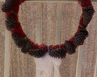 Corona navideña de madera auténtica: decoración rústica para las fiestas