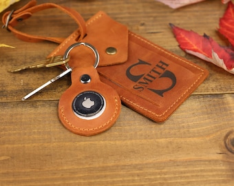 Personalized Leather AirTag Keychain, Minimalist Handmade Holder, Gift for Him