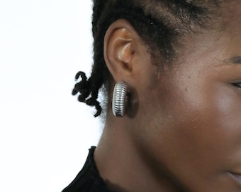 Silver C-Shaped Hoop Stud Earrings: Stainless Steel Textured Wave