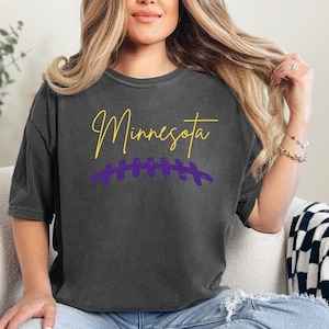 Minnesota Football tshirt, Minnesota Vikings, Minnesota Vikings Tee, Womens Minnesota Vikings tshirt, Skol Vikings, NFL, Football tshirt