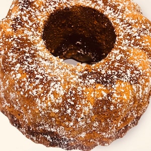 Freshly baked Bundt cakes in various variations and flavors. Birthday cakes, small thank you gifts, and gift delivery available.