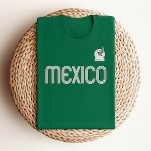 メキシコサッカーチームファンTシャツ - ユニセックスとタンクトップスタイルで利用可能
