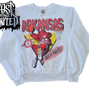 vintage 1990s Arkansas Razorbacks Mascot Sweatshirt.