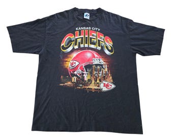 Camiseta vintage da década de 1990 com estampa da dinastia do futebol americano de Kansas City