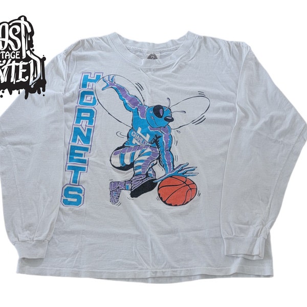 vintage 1990s Charlotte Hornets Hypercolor Long sleeve Shirt.