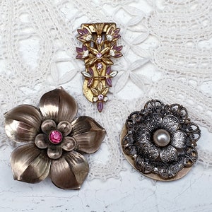 Three Vintage Dress and Scarf Clips in Brass tone.  Rhinestones,  Enamel,  Faux Pearl.