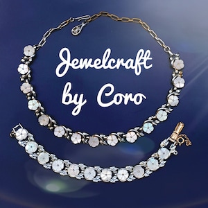 CORO Jewelcraft jaren 1950 Vintage Demi Parure met parelmoer bloemen ketting en armband sieradenset.