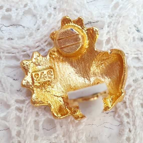Inès De La Fressange Paris Oak Leaf Charm Ines de la Inès De La Fressange Paris Oak Leaf Charm Ines de la