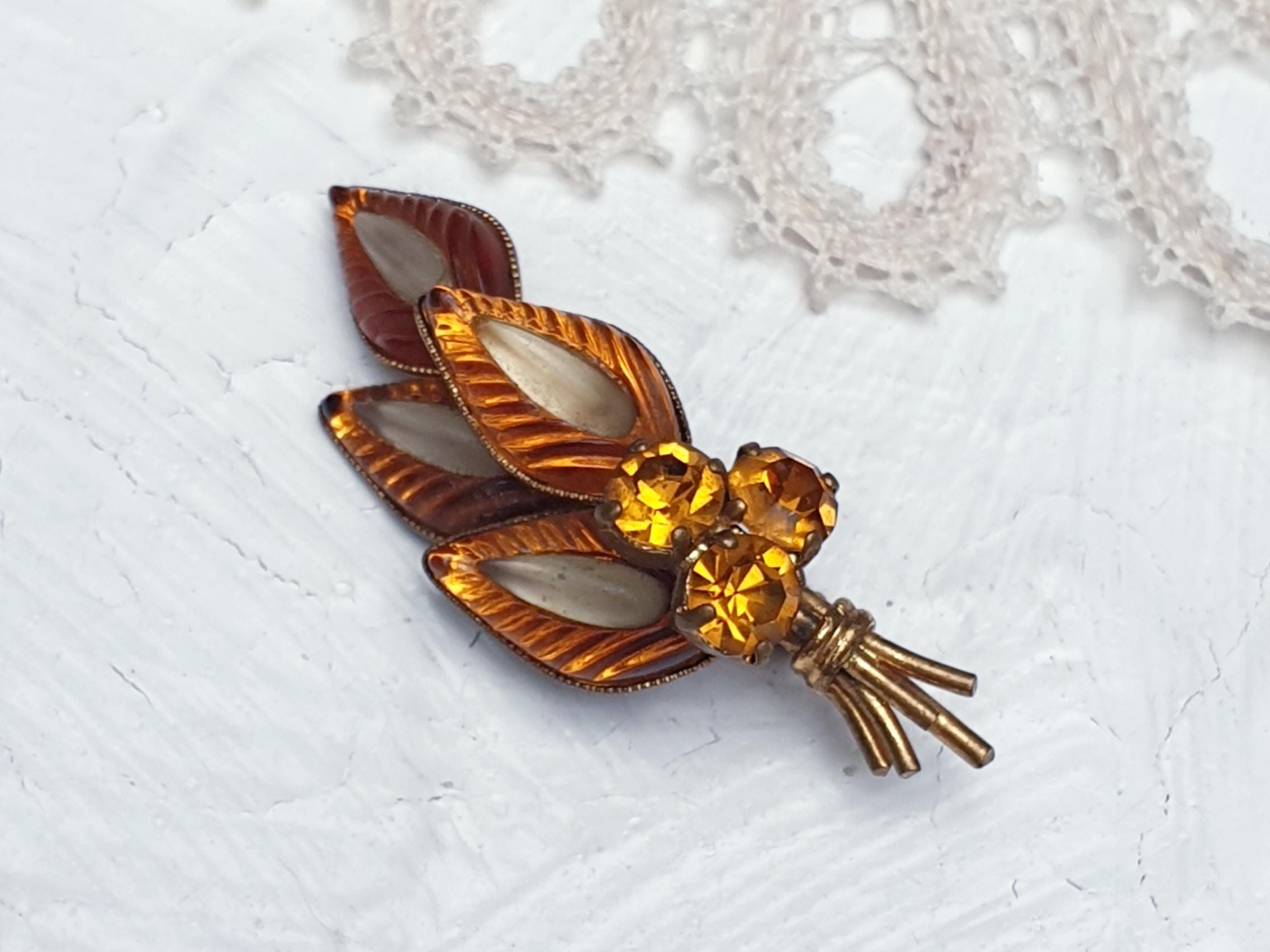 Austria fruit brooch - Etsy 日本